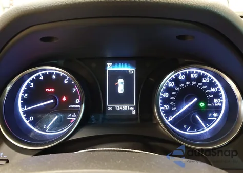 2018 Toyota Camry Se z USA, uszkodzony, nr VIN 4T1B11HK3JU620722